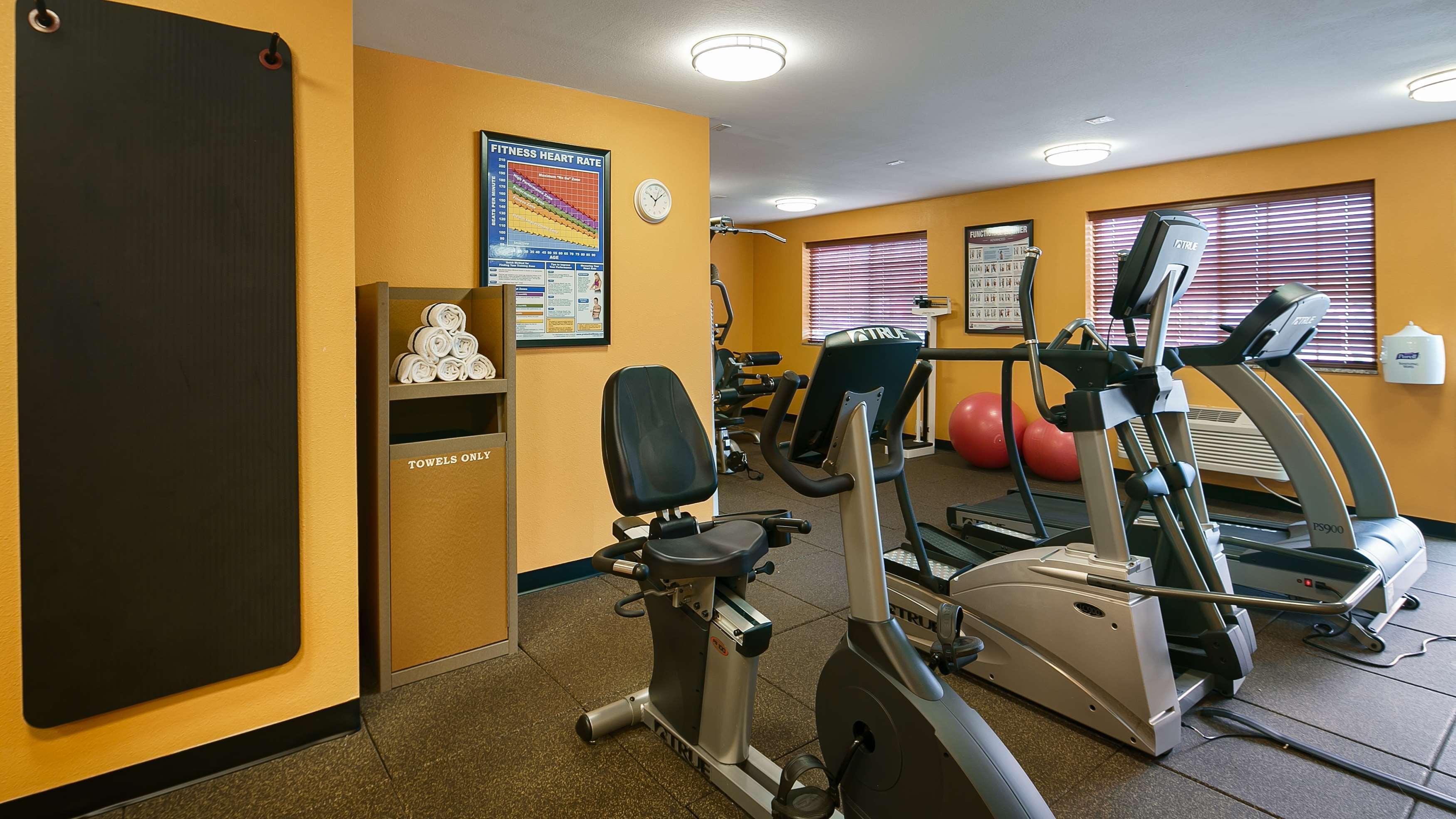 Best Western Plus Rama Inn & Suites ラグランド エクステリア 写真